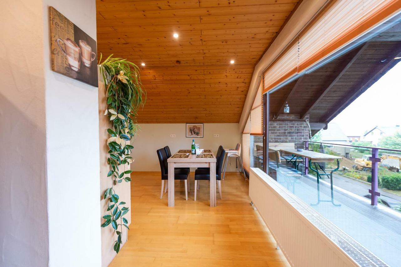 Ferienwohnung Virginija Ditscheid Εξωτερικό φωτογραφία